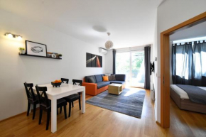 BLOCK APARTMENT PARK with private garage parking Zagreb